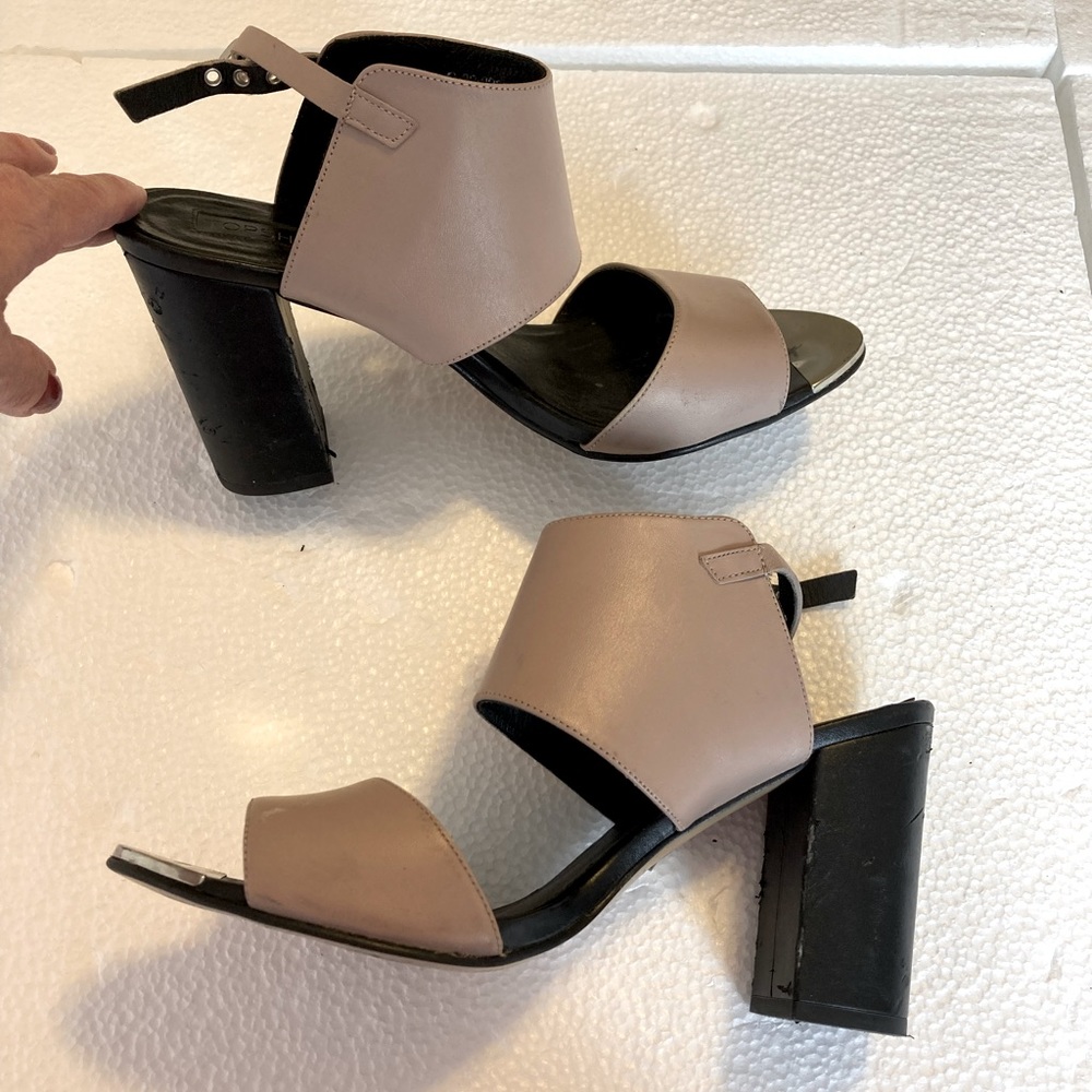 Top Shop women’s sandals Size 8.5 (40)